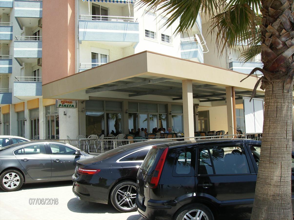 Amras House Hotel Durrës Exterior foto